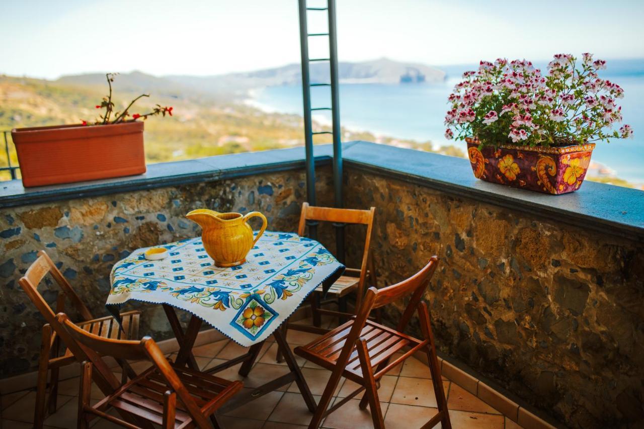 Residenza Golfo Degli Ulivi Aparthotel Caprioli Exterior foto
