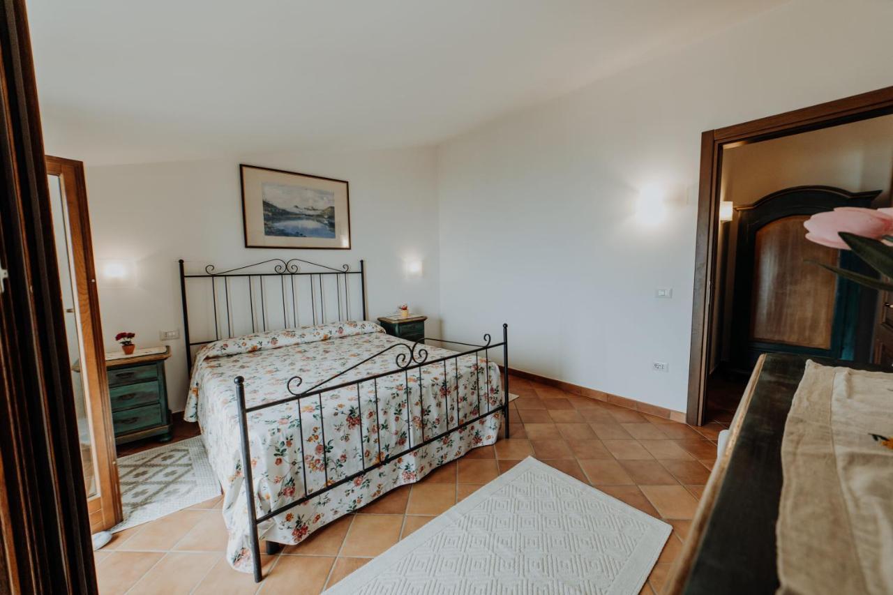 Residenza Golfo Degli Ulivi Aparthotel Caprioli Exterior foto